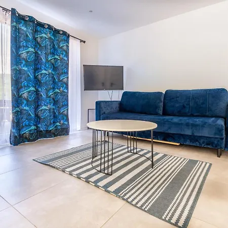 Karaibek * 米德尔布罗齐齐耶维奇