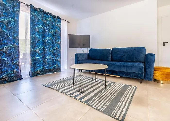 Karaibek * 米德尔布罗齐齐耶维奇